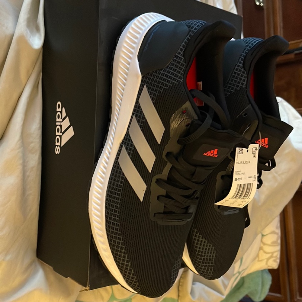 Adidas mens solar blaze m brand new never worn